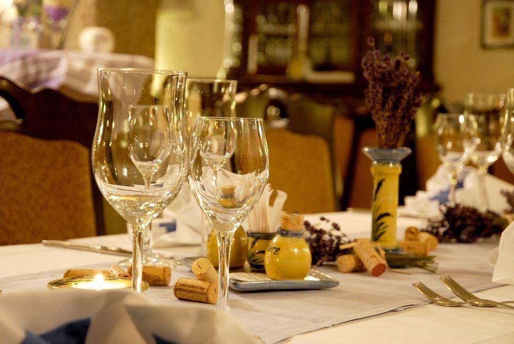 Logis L'Auberge Gutshof Бишофсверда Экстерьер фото